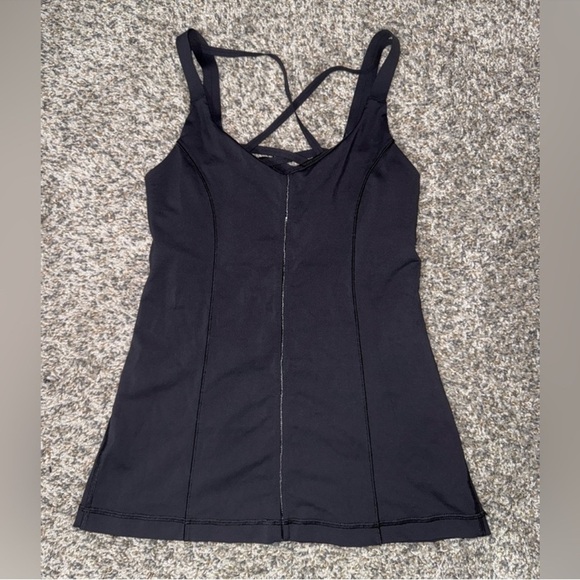 Lululemon hot top street  tank SZ 4 - Picture 11 of 11